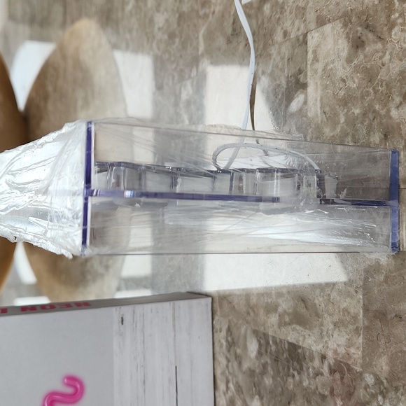 LED Neon Light Stand - Happy Birthday, White, New In Box - Picture 4 of 6